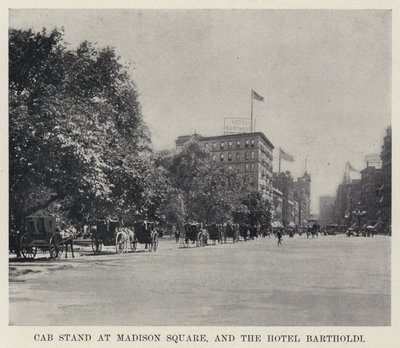 Stanoviště taxíků na Madison Square a Hotel Bartholdi (černobílá fotografie) od American Photographer
