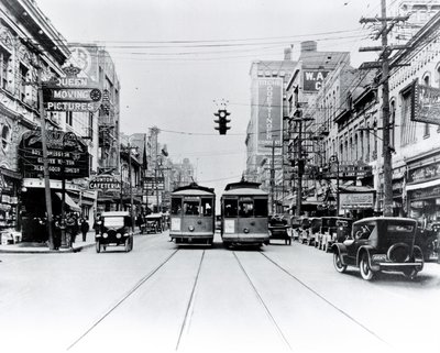Elm Street, Dallas 1922 od American Photographer