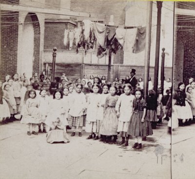 Female Guardian Society, Home for the Friendless, 29th Street, New York, 4. července 1864 od American Photographer