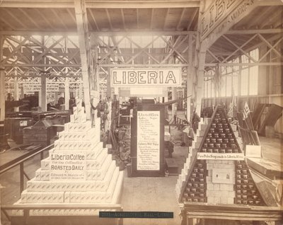 Výstava mýdla a kávy Libérie, Agricultural Hall, Philadelphia Centennial Exhibition, 1876 (tisk alba) od American Photographer