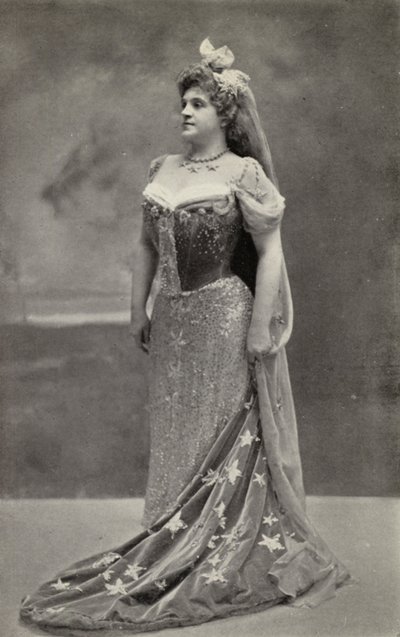Marcella Sembrichová jako Astrifiammante, královna noci, v "Kouzelné flétně" (čb fotografie) od American Photographer
