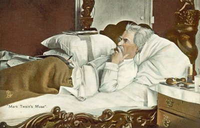 Mark Twain, leží v posteli a kouří doutník (barevná fotografie) od American Photographer