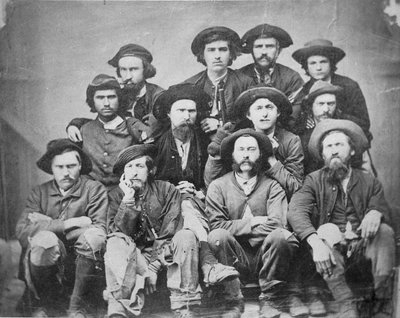 Členové Morgan’s Raiders v Camp Douglas od American Photographer