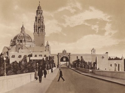 San Diego: Západní brána Panamsko-kalifornské výstavy s věží a kopulí Kalifornské budovy (čb fotografie) od American Photographer