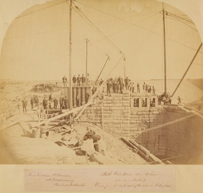 South Gate House of the New Reservoir, Central Park, během výstavby (tisk alba) od American Photographer