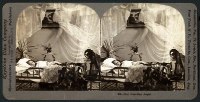 Její anděl strážný, kolem roku 1899 (stereograf) od American School