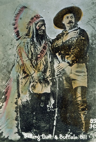 Sitting Bull and Buffalo Bill, kolem roku 1885 (barevné fotografie) od American School