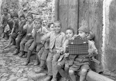 V PŘÍPADĚ ŠKOLY, Melissa od Ando Gilardi