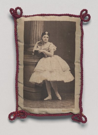 Tanečník baletu od Andre Adolphe Eugene Disderi