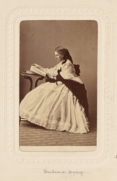Vévodkyně de Morny [rozená Troubecká, nemanželská dcera Mikuláše I.] od Andre Adolphe Eugene Disderi
