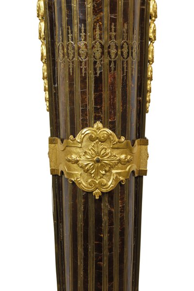 Pár soklů Ludvíka XIV od Andre Charles Boulle