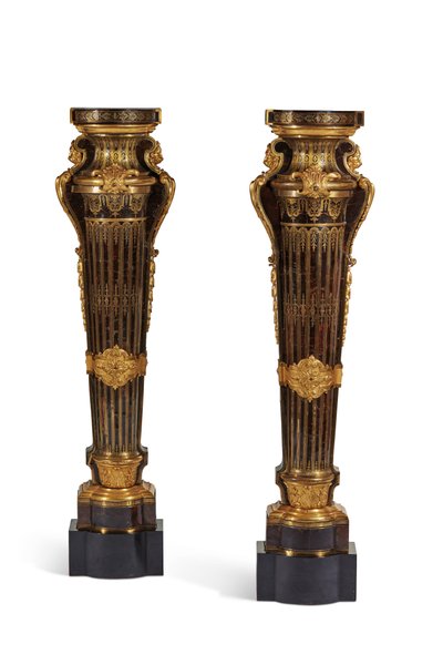 Dvojice soklů Ludvíka XIV., 1700-15 od Andre Charles Boulle