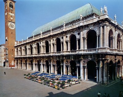 Pohled na průčelí baziliky Palladiana, postavené 1549-1614 od Andrea Palladio
