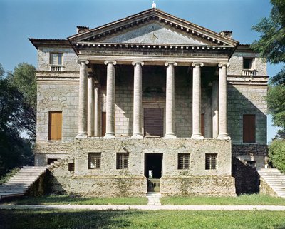 Pohled na hlavní průčelí, postavené v letech 1559-60 od Andrea Palladio