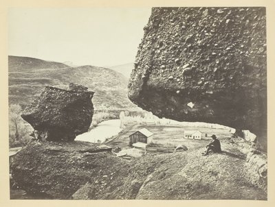 Hanging Rock, Echo City od Andrew Joseph Russell