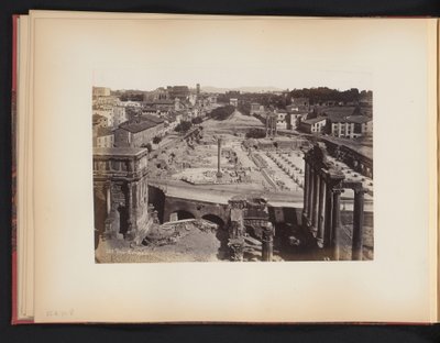 Forum Romanum v Římě, Itálie Forum Romanum (název na objektu) od Anonymous