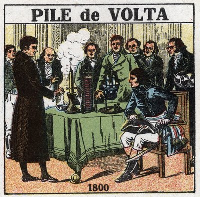 Baterie a akumulátory: Alessandro (Alexandre) Volta (1745-1827) předložil v roce 1801 konzulovi Napoleonu Bonapartovi (1769-1821) v Institut national de France výsledky svých experimentů, které mu umožnily vynalézt elektrickou baterii. Anonymní il od Anonymous Anonymous