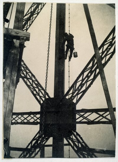 Malíř na Eiffelově věži v roce 1889, Paříž od Anonymous Anonymous