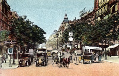 Paříž: provoz na bulváru des Italians, jednom z největších bulvárů města. Fotografie z roku 1920 v „Uměleckém albu“ města Paříže. Soukromá sbírka. od Anonymous Anonymous