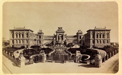 Město Marseille a jeho okolí kolem 1885-1890: Palác Lonchamp (muzeum výtvarných umění), soukromá sbírka od Anonymous Anonymous