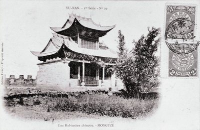 Pohled na čínské obydlí v Mong Tse v oblasti Yunnan v Číně Fotografie z počátku 20. století - soukromá sbírka od Anonymous Anonymous