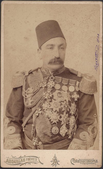 portrét sultána Abdulhamida II (Abd ul Hamid, Abd-ul-Hamid, Abdulhemit, Abdul Hamid, Abdul-Hamid, Abd al Hamid, Abd al-Hamid) (1842-1918)-Sultán Abduelhamid II (1842-1918), císař Osmanů, chalífa věrných, anonym. Fotografie od Anonymous Anonymous