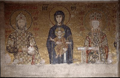 Panna sedící mezi Janem II. Komnenem a jeho manželkou Irenou Uherskou (Mozaika, 6. století) od Anthemius of and Miletus Isidore of Tralles