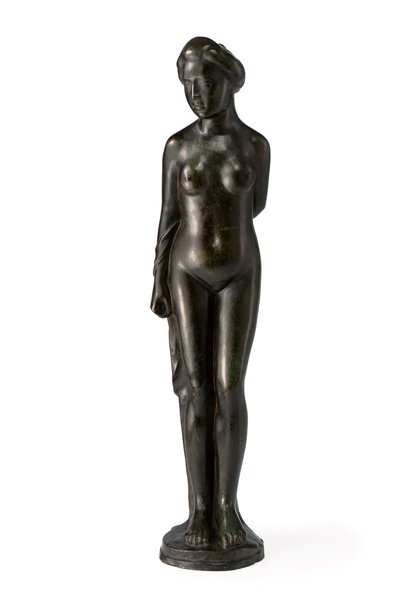 Stojící koupající se závěsem přes pravou paži; Baigneuse debout drapee sur le bras droit od Aristide Maillol