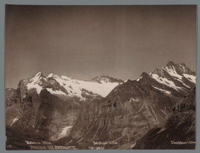 Pohled na Wetterhorn, Berglistock a Schreckhorn v Bernských Alpách Panorama of the Jungfraukette (název série na objektu) od Arthur Gabler