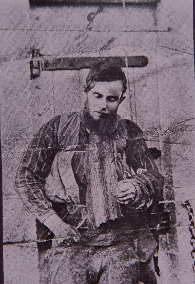 Člen Kelly Gangu Joe Byrne po smrti, 29. června 1880 (černobílá fotografie) od Australian Photographer