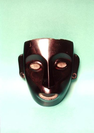 Maska (čedičová) od Aztec