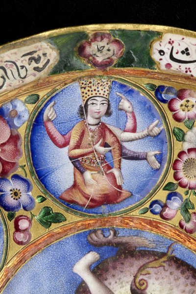Mísa s víčkem, podšálek a lžíce s astrologickým zdobením, počátek 19. století od Baqir