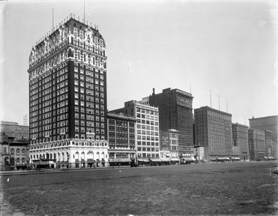 Budovy na Michigan Avenue od Balbo Street po Van Buren Street, Chicago, Illinois, USA, cca 1905 (černobílá fotografie) od Barnes and Crosby