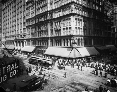 Marshall Field & Company, Chicago, Illinois, USA, cca 1905 (černobílá fotografie) od Barnes and Crosby