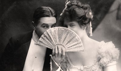 Billie Burke a Farren Soutar ve scéně z The Belle of Mayfair, počátek 20. století. od Bassano Studio