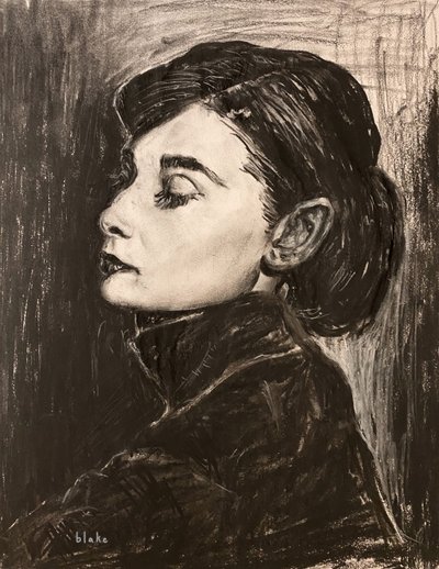 Audrey Hepburn, cca 2021 (uhl na papíře) od Blake Munch