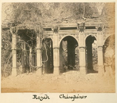 Rozah, Champaner, cca 1875 (č/b foto) od British Photographer