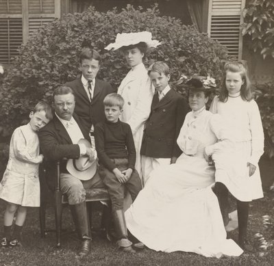 Prezident Theodore Roosevelt, jeho manželka Edith a rodina od Brothers Pach