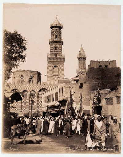 Párty v ulicích Káhiry - fotografie bratří Zangaliů, konec 19. století od Brothers Zangaki