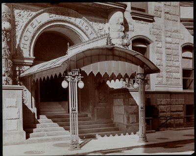 Vchod do hotelu Earlington, 55 West 27th Street, New York, 1906 (stříbrný želatinový tisk) od Byron Company