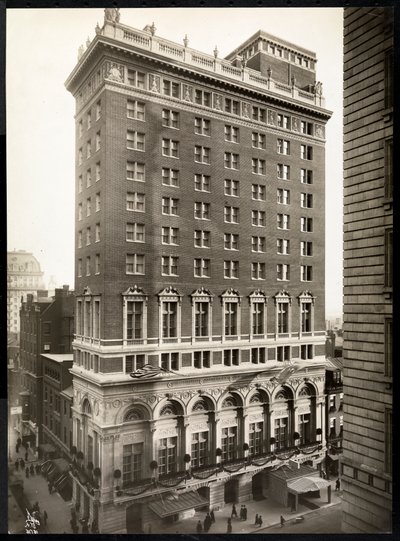 The Ritz-Carlton Hotel, Philadelphia, 1913 (stříbrný želatinový tisk) od Byron Company