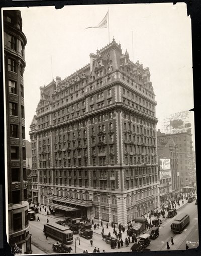 Pohled na Hotel Knickerbocker, Broadway a 42nd Street, New York, 1912 (stříbrný želatinový tisk) od Byron Company