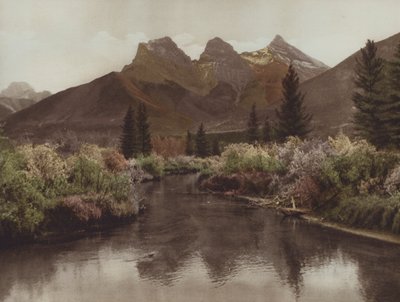 Tři sestry (barevné foto) od Byron Hill Harmon