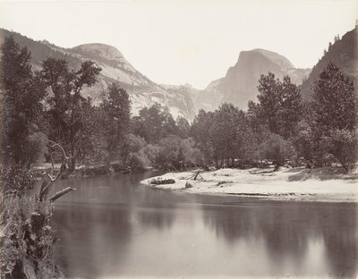 North and South Dome, Yosemite, ca. 1872, vytištěno ca. 1876. od Carleton E. Watkins.