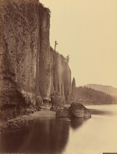 Mys Horn, řeka Columbia, Oregon,1867 (foto) od Carleton Emmons Watkins