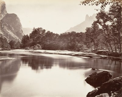 Pohled nahoru Yosemite Valley, ca. 1872, vytištěno ca. 1876. od Carleton Emmons Watkins
