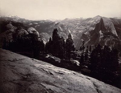 Pohled z Sentinel Dome, Yosemite, 1865-66. od Carleton Emmons Watkins