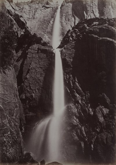 Yosemitské vodopády, pohled zdola, asi 1878 (albumenový tisk) od Carleton Emmons Watkins