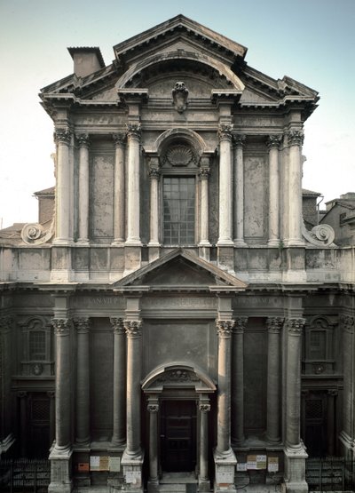Fasáda kostela od Carlo Rainaldi
