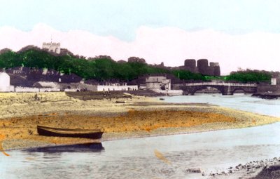 Rhuddlan Castle, poblíž Rhyl, Denbighshire, 1926. od Cavenders Ltd